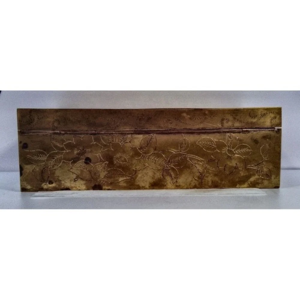 WHITMANS Chocolates Vintage Brass Fu Box Wood Lined Floral Tin one of a kind‎